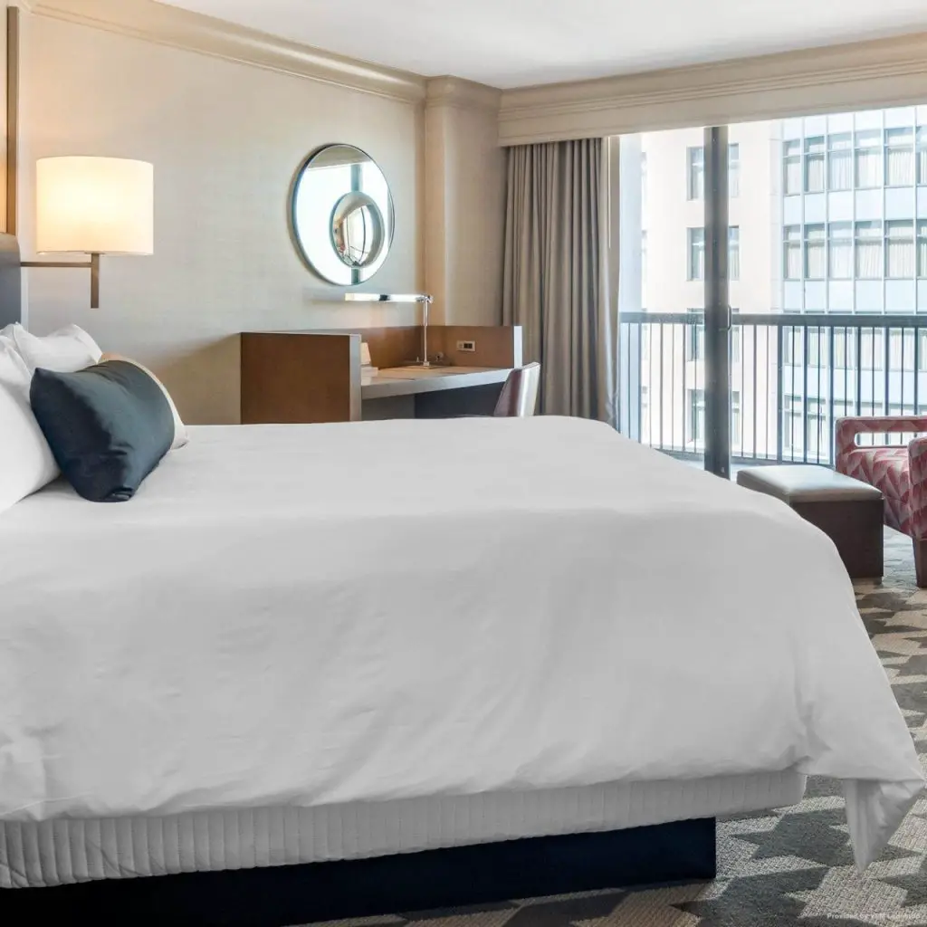 What Mattress Does Omni Hotel Use? 
